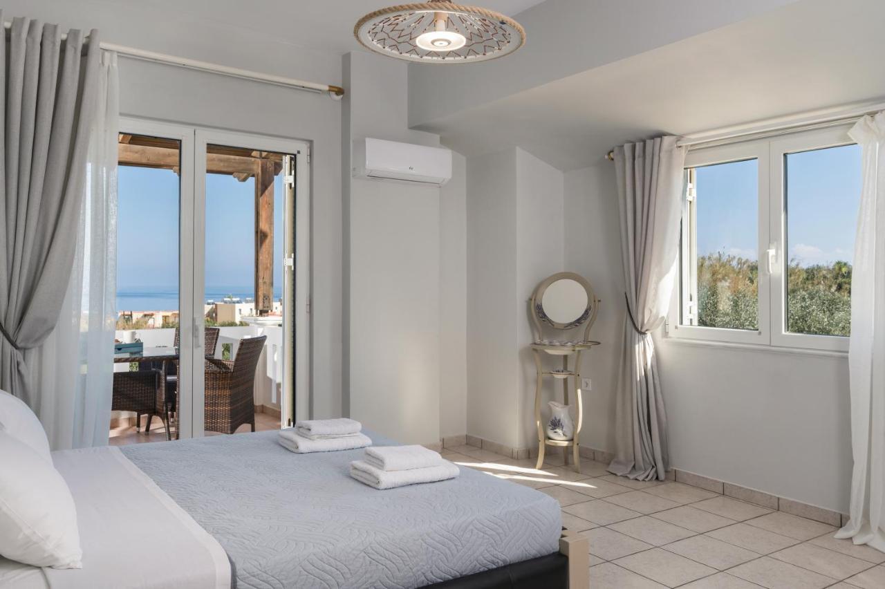 Casa De Philippe With Unique Seaview 2' From Beach Agia  Dış mekan fotoğraf